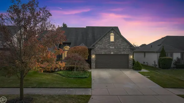 Macomb Twp, MI 48044,21220 Briar Rose DR