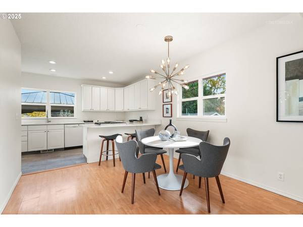 Portland, OR 97202,4520 SE 36TH AVE