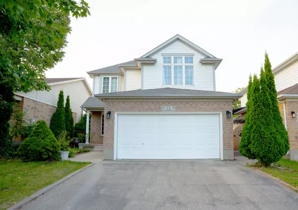 22 Rockwood RD,  Kitchener,  ON N2E 3S5
