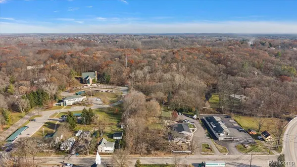 Oakland, MI 48306,00 Collins