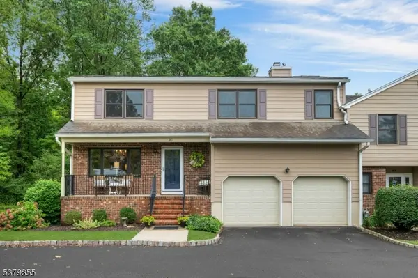 90 Sunrise Dr, Long Hill Twp., NJ 07933