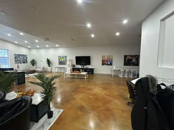 4413 W KL AVE, Kalamazoo City, MI 49007