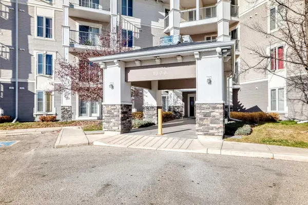 Calgary, AB T3J0H3,333 Taravista DR NE #1114