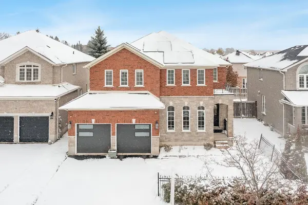 3 Prince William WAY, Barrie, ON L4N 0Y9
