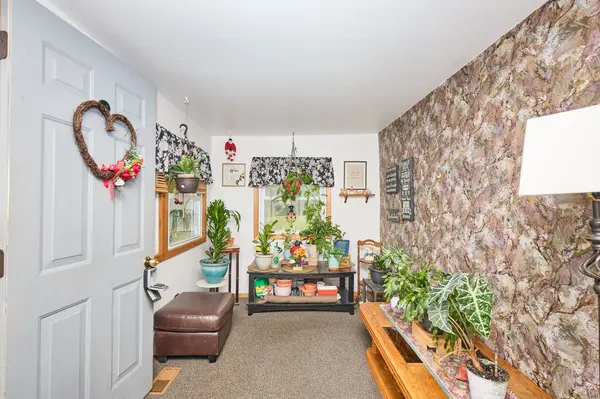 690 Bridge ST, Fort Erie, ON L2A 5M4