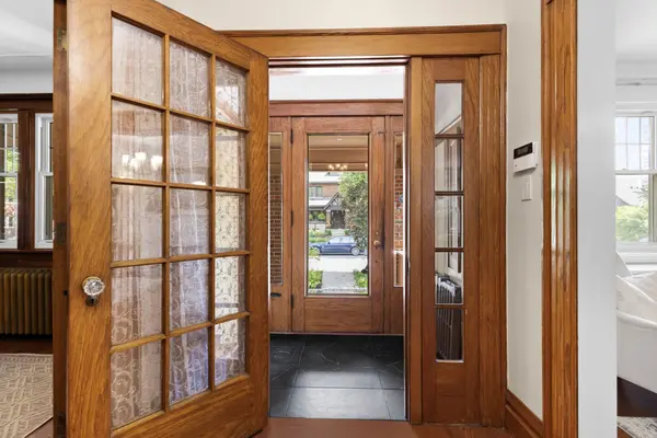 Glebe - Ottawa East And Area, ON K1S 2K4,345 Third AVE