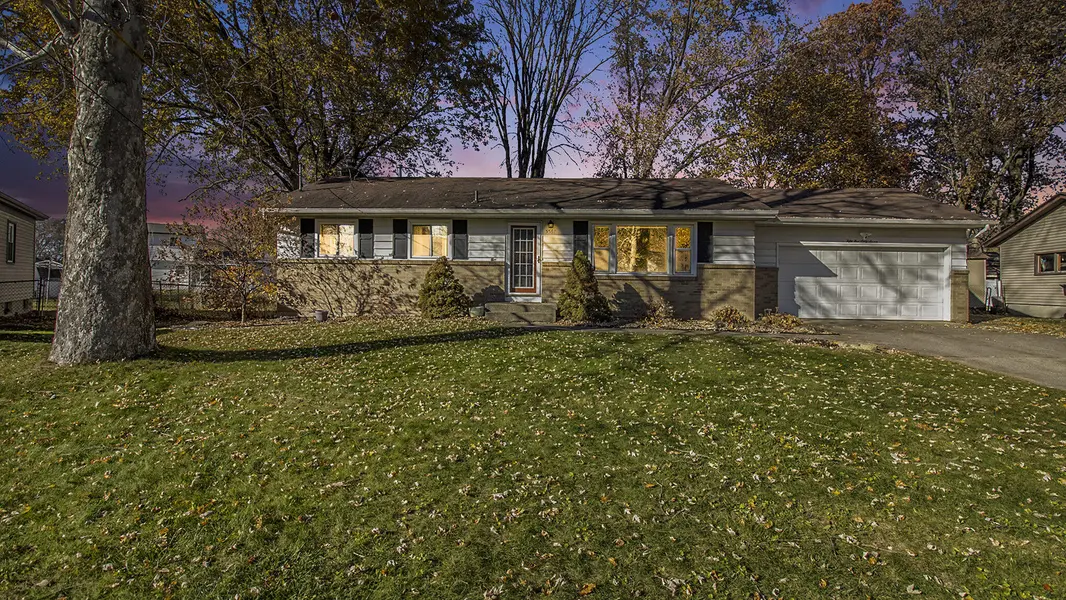 5567 Greenboro DR SE, Grand Rapids, MI 49508