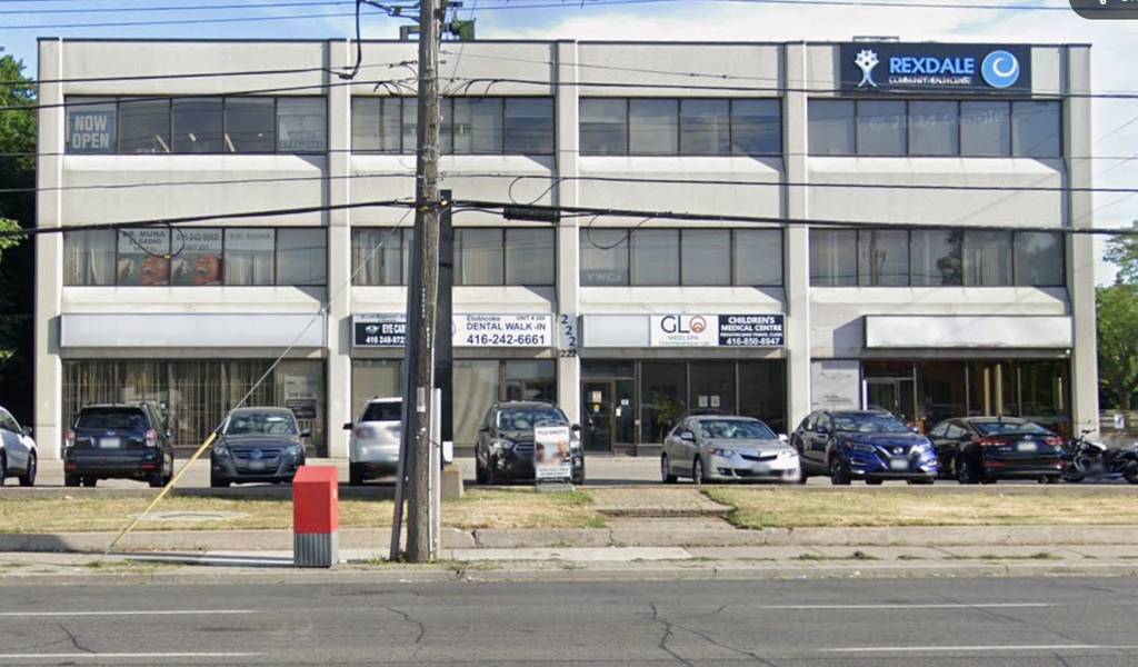 222 Dixon RD #302, Toronto W09, ON M9P 3S5