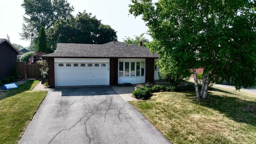 273 Newlove DR, Caledon, ON L7E 2A2