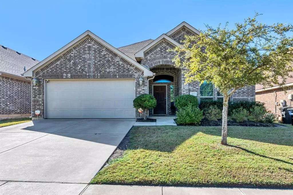 Fort Worth, TX 76262,3920 Hollow Lake Road