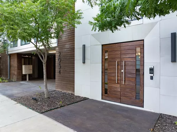 Dallas, TX 75204,2934 N Hall Street #301