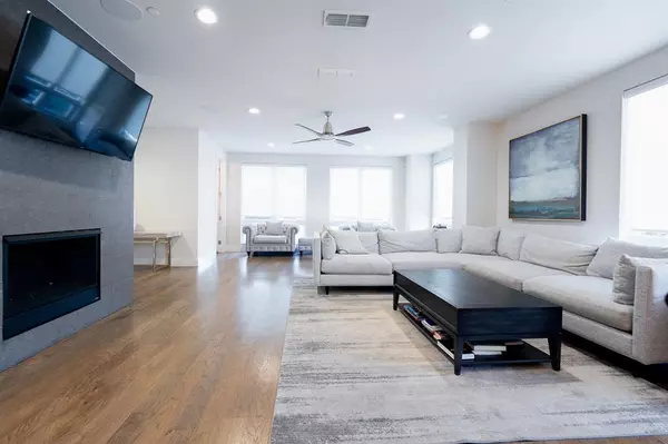 Dallas, TX 75204,2934 N Hall Street #301