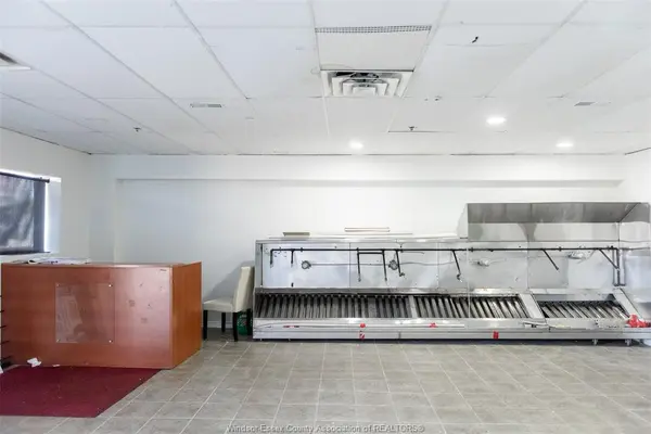 410 FRONT Road #2, Lasalle, ON N9J 1Z9