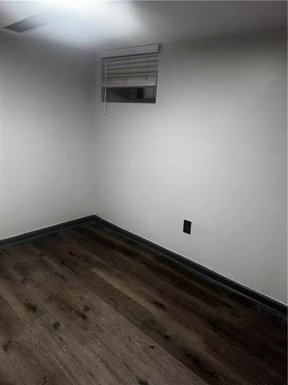 Laurelton, NY 11413,13062 225th ST