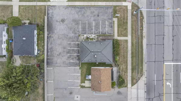 Madison Heights, MI 48071,649 E 12 Mile Rd ST