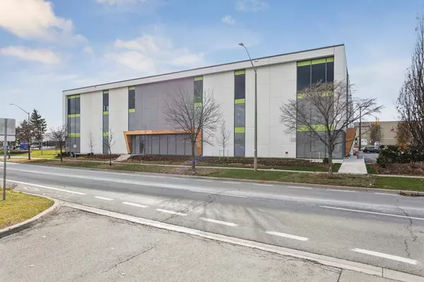 Oakville, ON L6H 6M5,2360 Bristol CIR