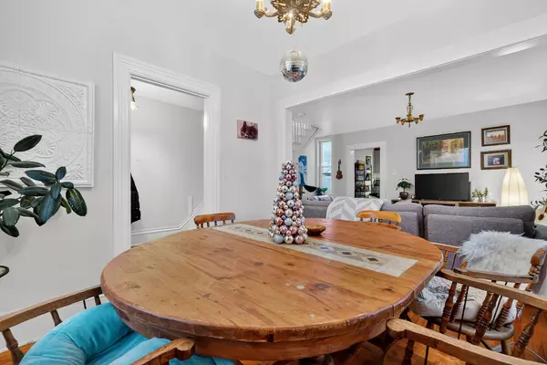 Dows Lake - Civic Hospital And Area, ON K1S 4M1,534 Rochester ST