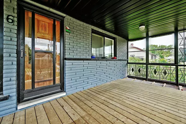 St. Catharines, ON L2P 2E8,6 Lucerne PL