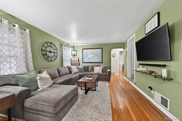 Berkley, MI 48072,2756 Buckingham AVE