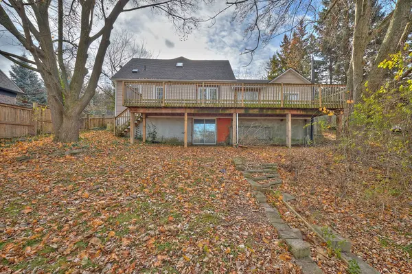 Niagara-on-the-lake, ON L0S 1J0,2032 YORK RD