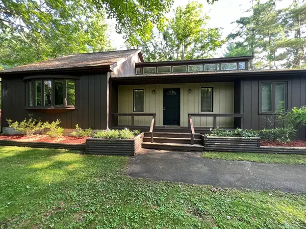 Sanford, MI 48657,634 W Donald Street