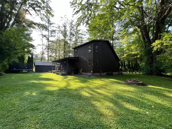 Sanford, MI 48657,634 W Donald Street