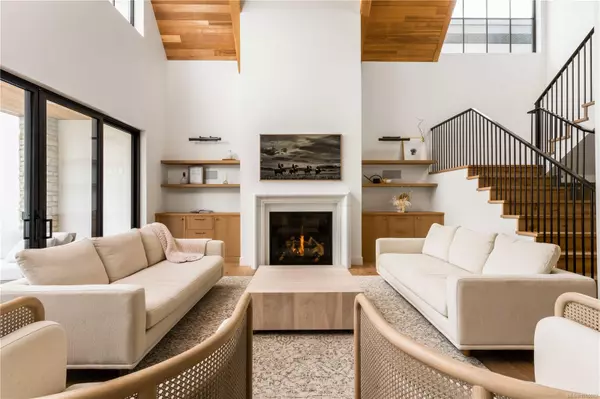 Langford, BC V9B 3S3,1416 Pinehurst Pl