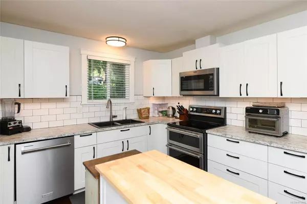 Courtenay, BC V9N 3S8,1535 Dingwall Rd #32