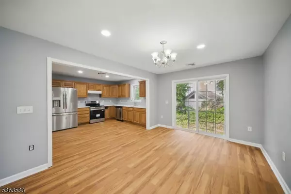 West Milford Twp., NJ 07421,40 Upper Greenwood Rd