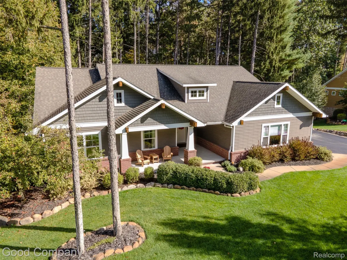 Pinckney, MI 48169,8726 Sunrise Mist DR