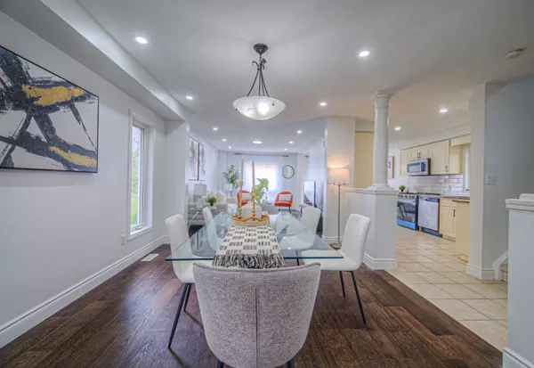 Kitchener, ON N2R 0A6,434 Woodbine AVE