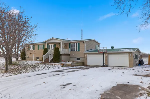 North Stormont, ON K0C 1C0,16815 Red Town RD