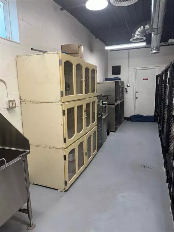 Haltom City, TX 76117,00000 Broadway