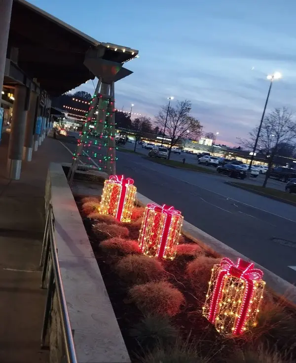 Niagara Falls, ON L2H 1G8,7500 Lundy's LN #B19