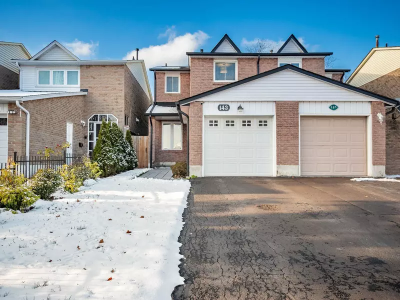 143 Chalfield LN, Mississauga, ON L4Z 1K8