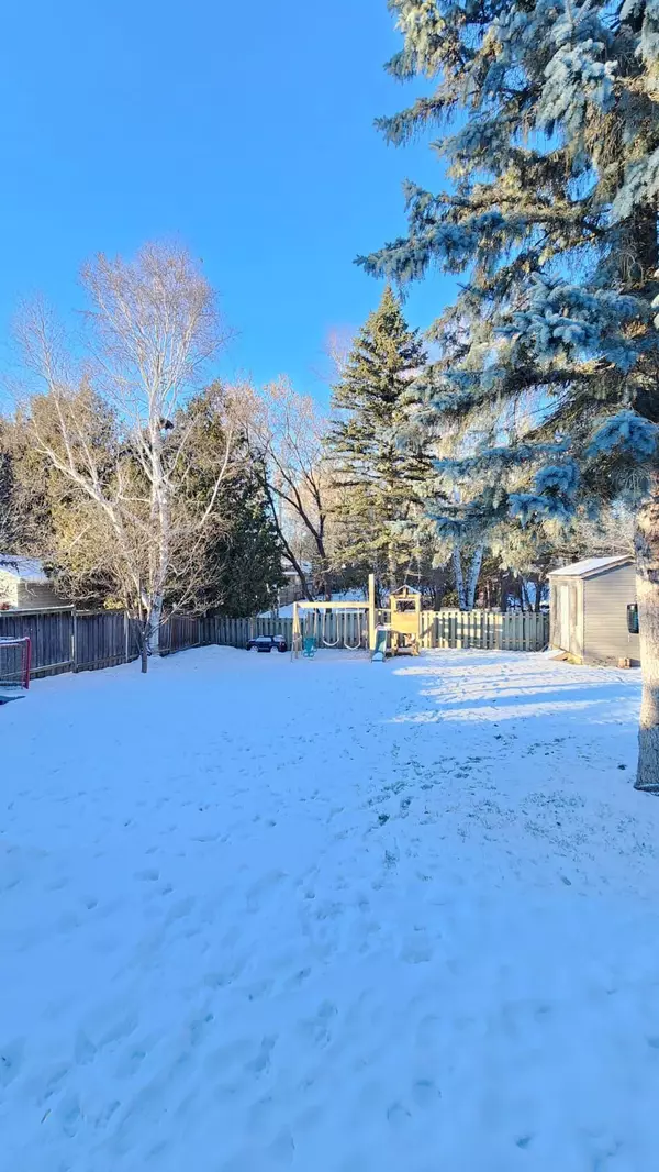 Adjala-tosorontio, ON L0M 1J0,7978 Main ST