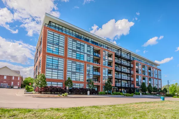 15 Prince Albert BLVD #104, Waterloo, ON N2H 0C2