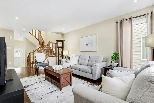 Orleans - Cumberland And Area, ON K4A 0S1,876 Ashenvale WAY