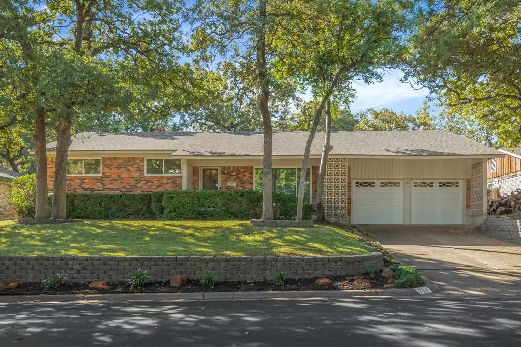 Hurst, TX 76053,713 Edgehill Drive