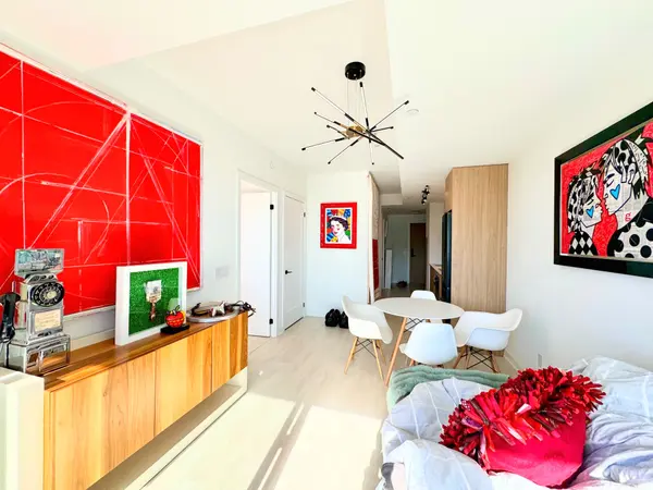 Toronto C08, ON M5A 0W7,5 Defries ST #514