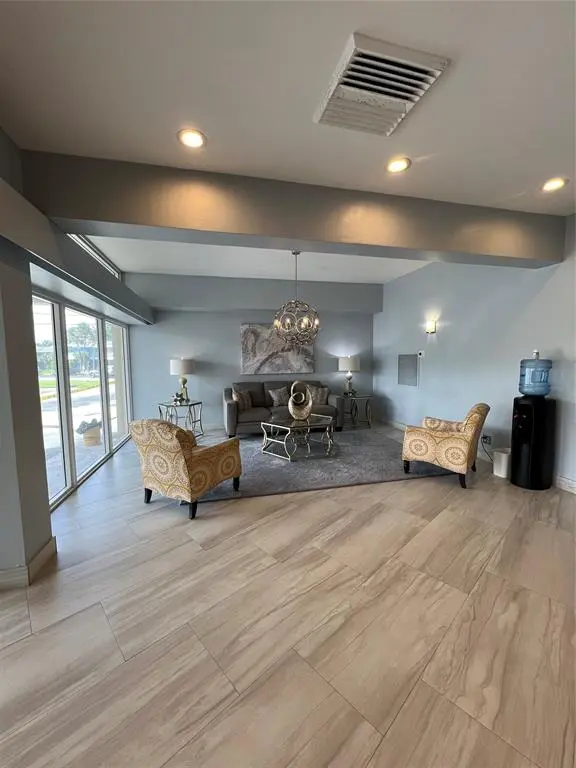 Pompano Beach, FL 33062,1200 Hibiscus Ave #1501