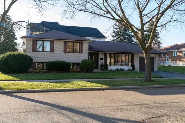 Toronto W09, ON M9R 3J7,68 Brampton RD