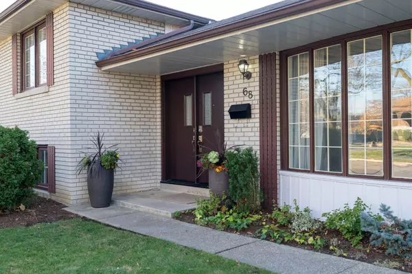 Toronto W09, ON M9R 3J7,68 Brampton RD