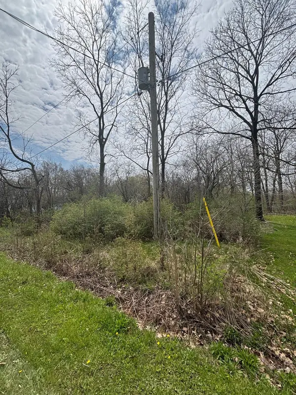 0 Bidwell Pkwy, Fort Erie, ON L2A 5M4