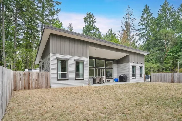 Nanaimo, BC V9X 1E5,995 Nanaimo River Rd