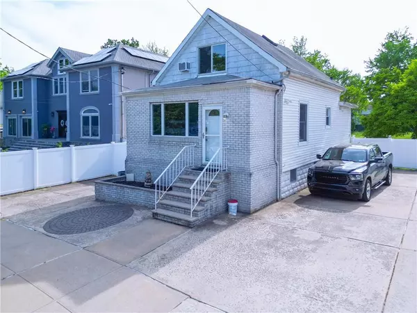 Staten  Island, NY 10307,230 Bedell AVE