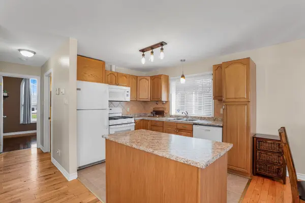 North Dundas, ON K0C 2H0,40 Lori LN