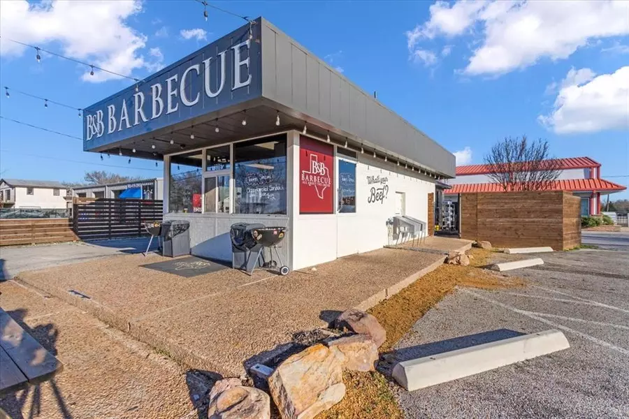 306 E Fm 120, Pottsboro, TX 75076