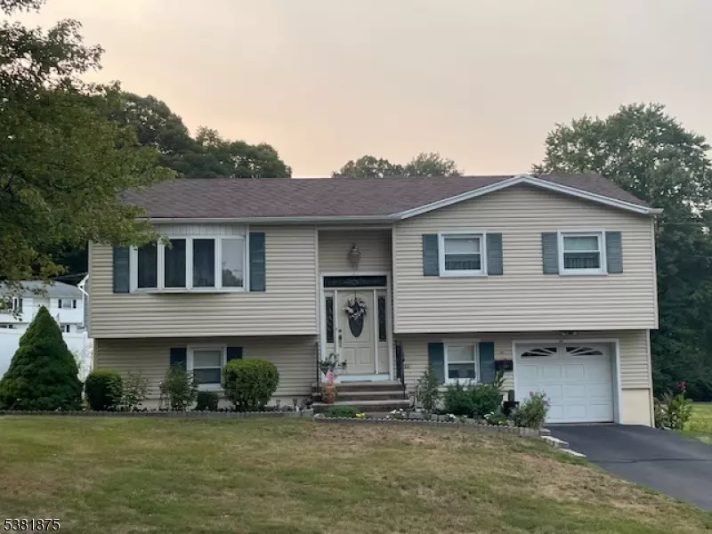 42 Valley Rd, Butler Boro, NJ 07405