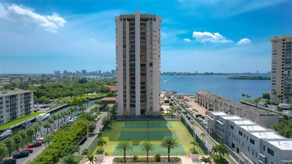 Miami, FL 33181,1800 NE 114th St #1002